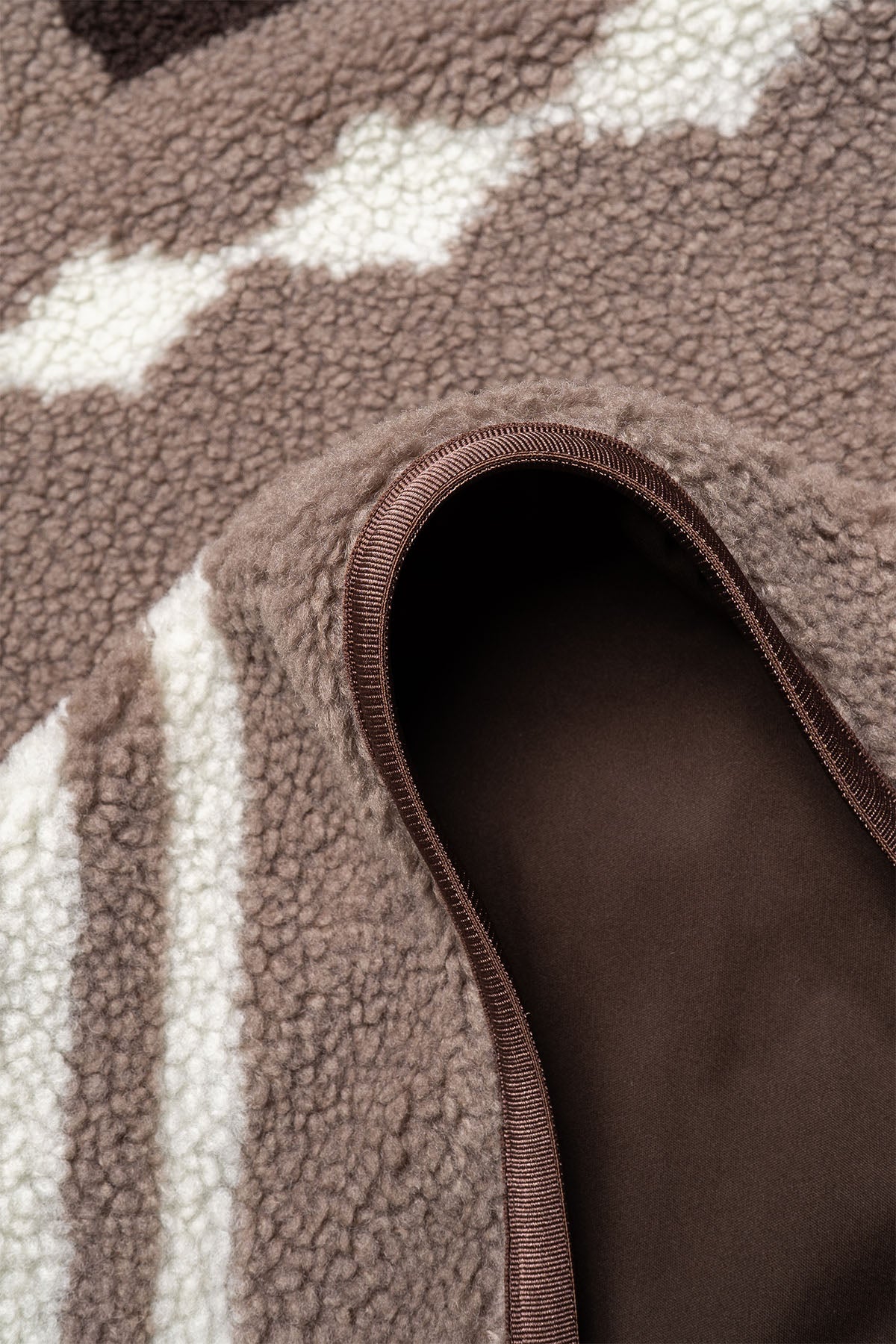 Piping Jacket - Boa Jacquard - Beige