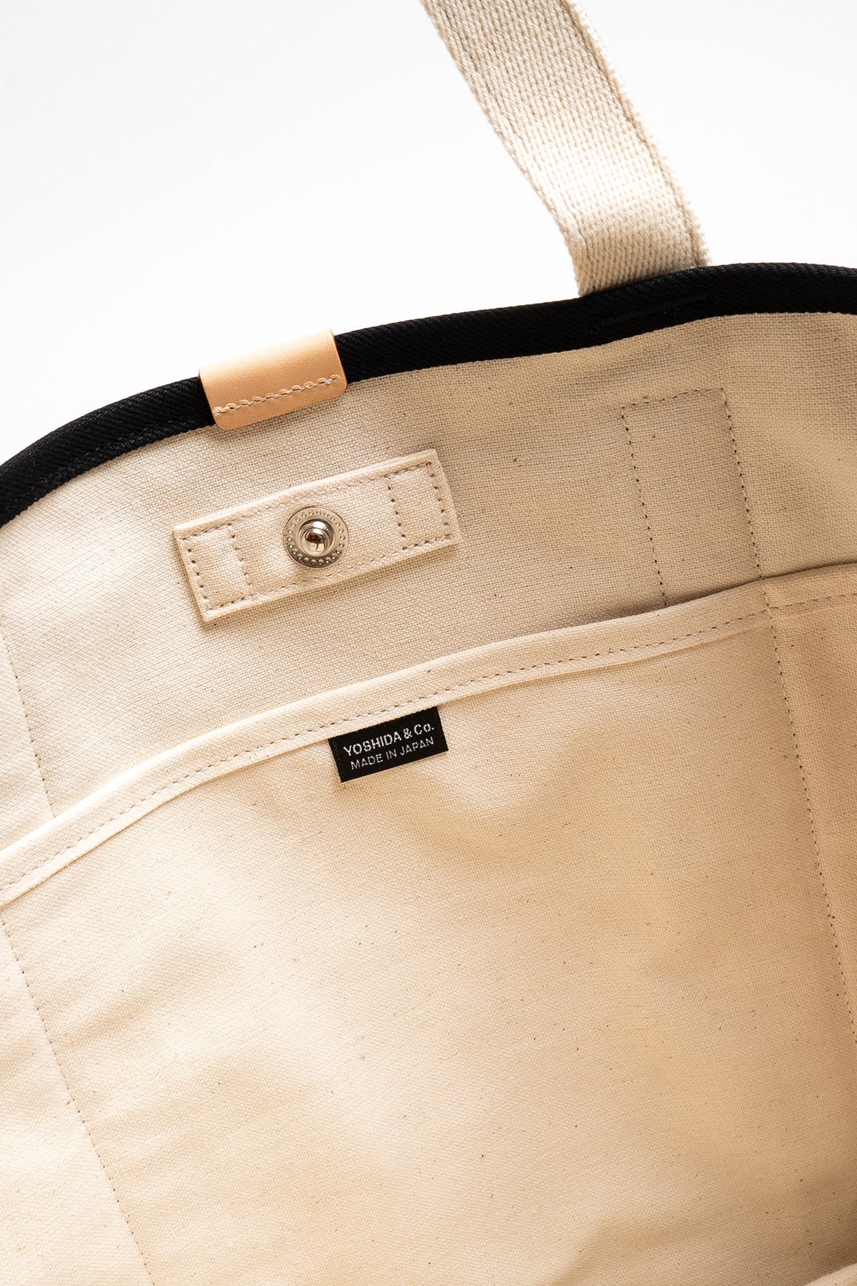 Noir Tote Bag (M)