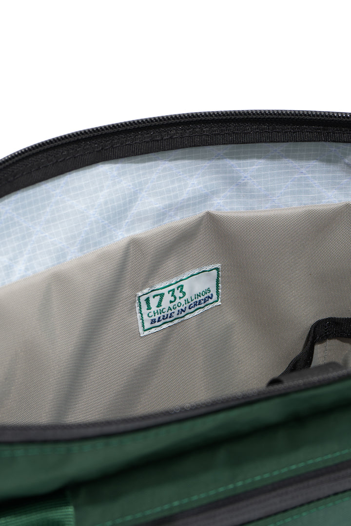 1733 Daily Tote - Green x Navy (Blue in Green Exclusive) – BLUE IN