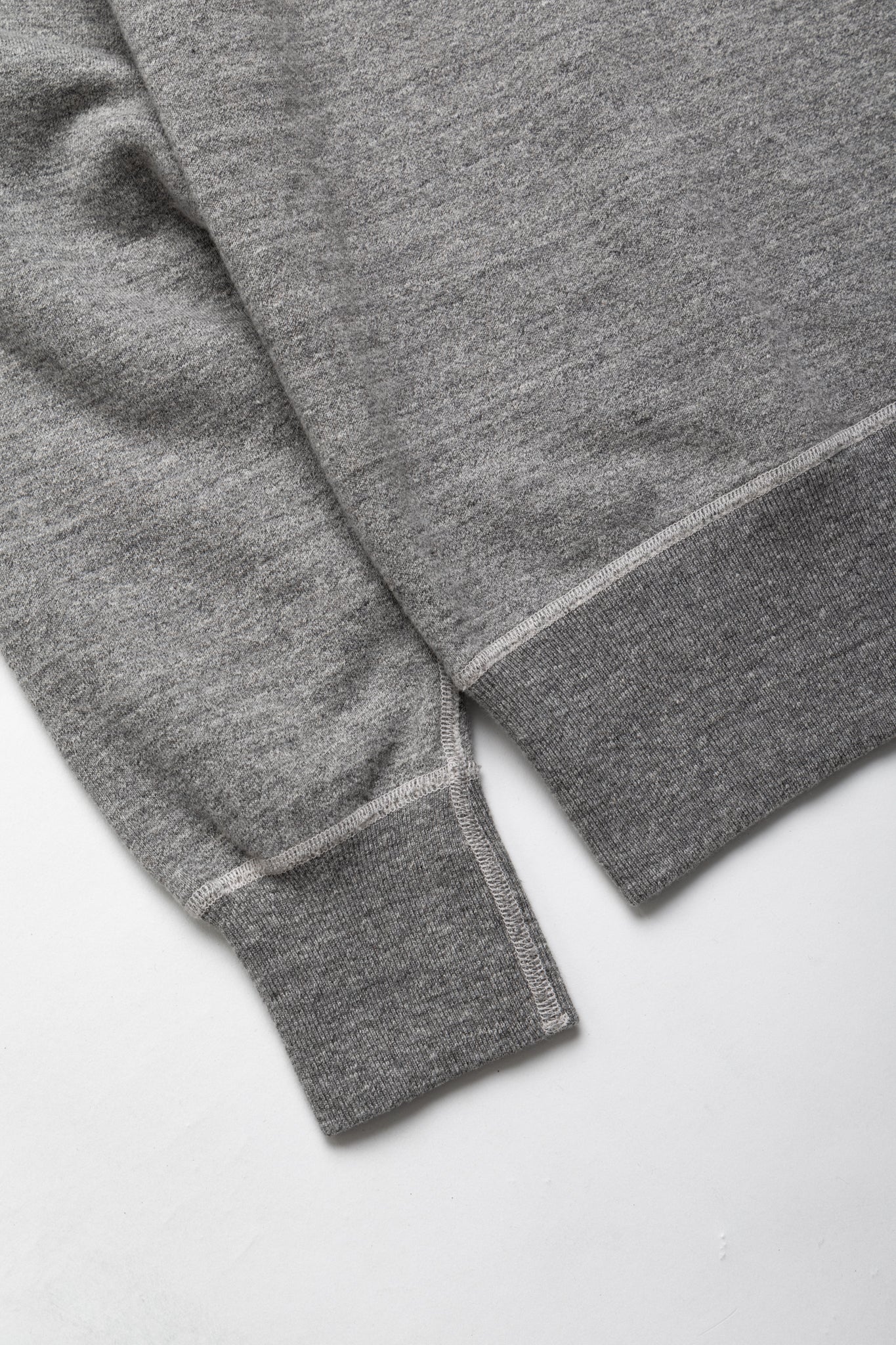 Set-In Crew Neck Sweatshirt - H. Grey