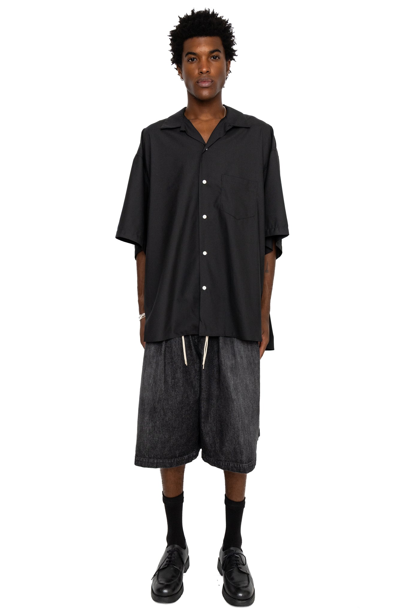 Circular Short Pants Denim Damaged - Black
