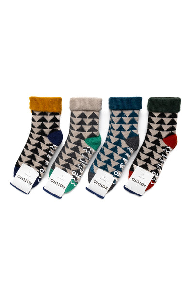 Comfy Room Socks "Sankaku"