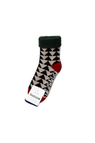 Comfy Room Socks "Sankaku"