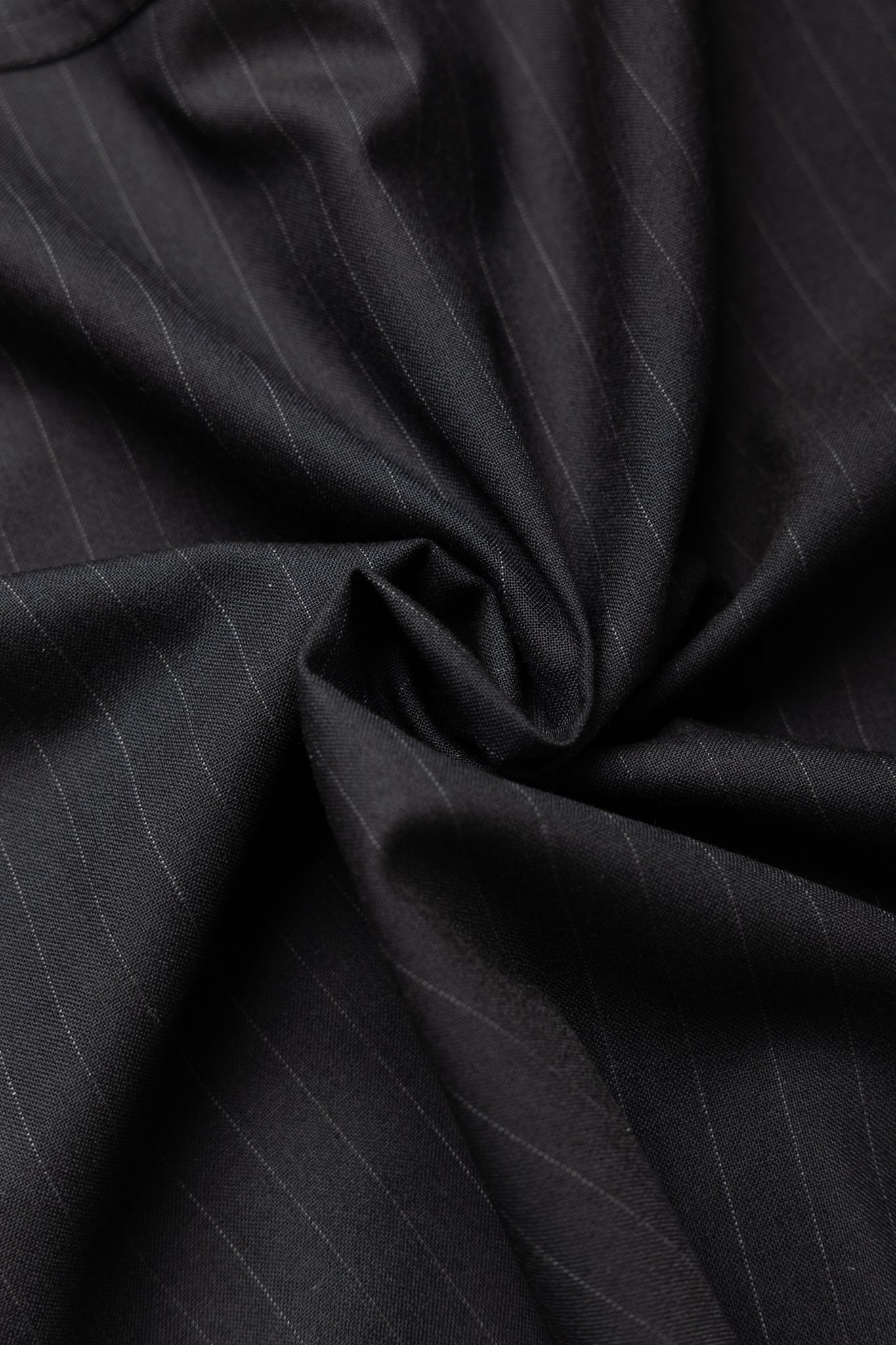 Circular Short Pants - Black Stripe
