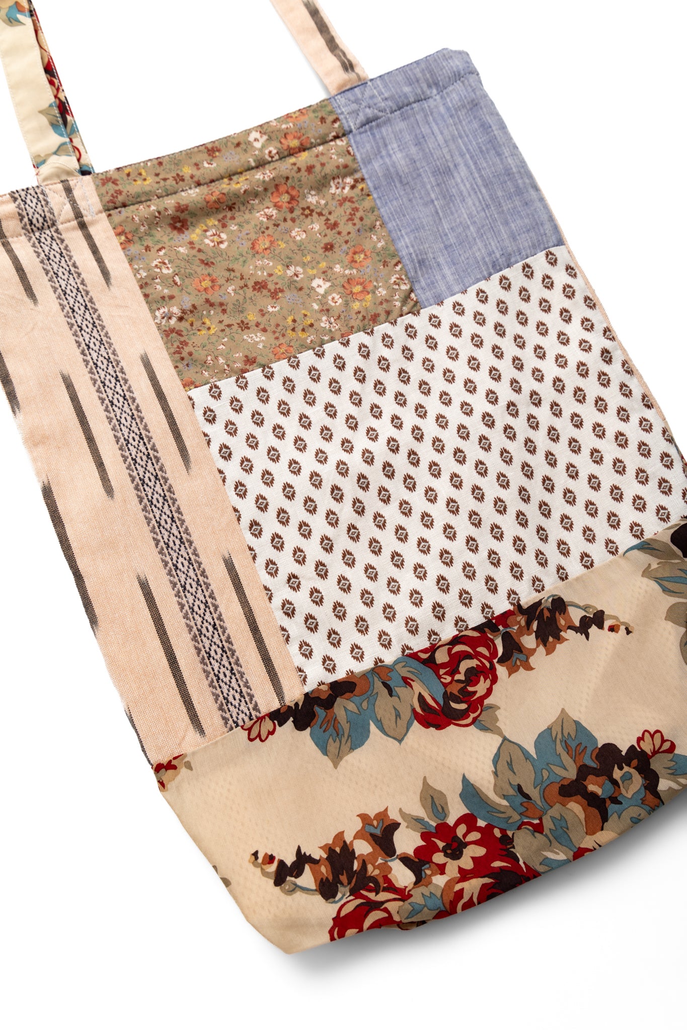 Patchwork NOVEL Tote Bag -Tricolor