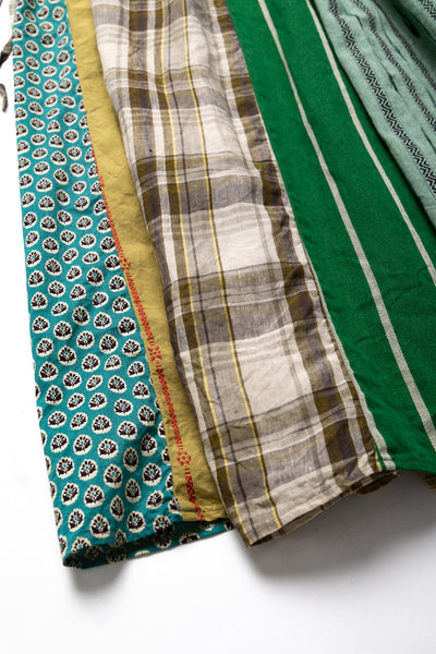 Kapital patchwork dress - cotton and linen blend. Adjustable ties to fix to your preferred silhouette 
