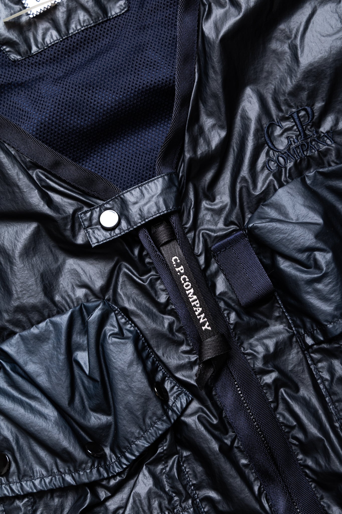 CS ll Logo Vest - Total Eclipse