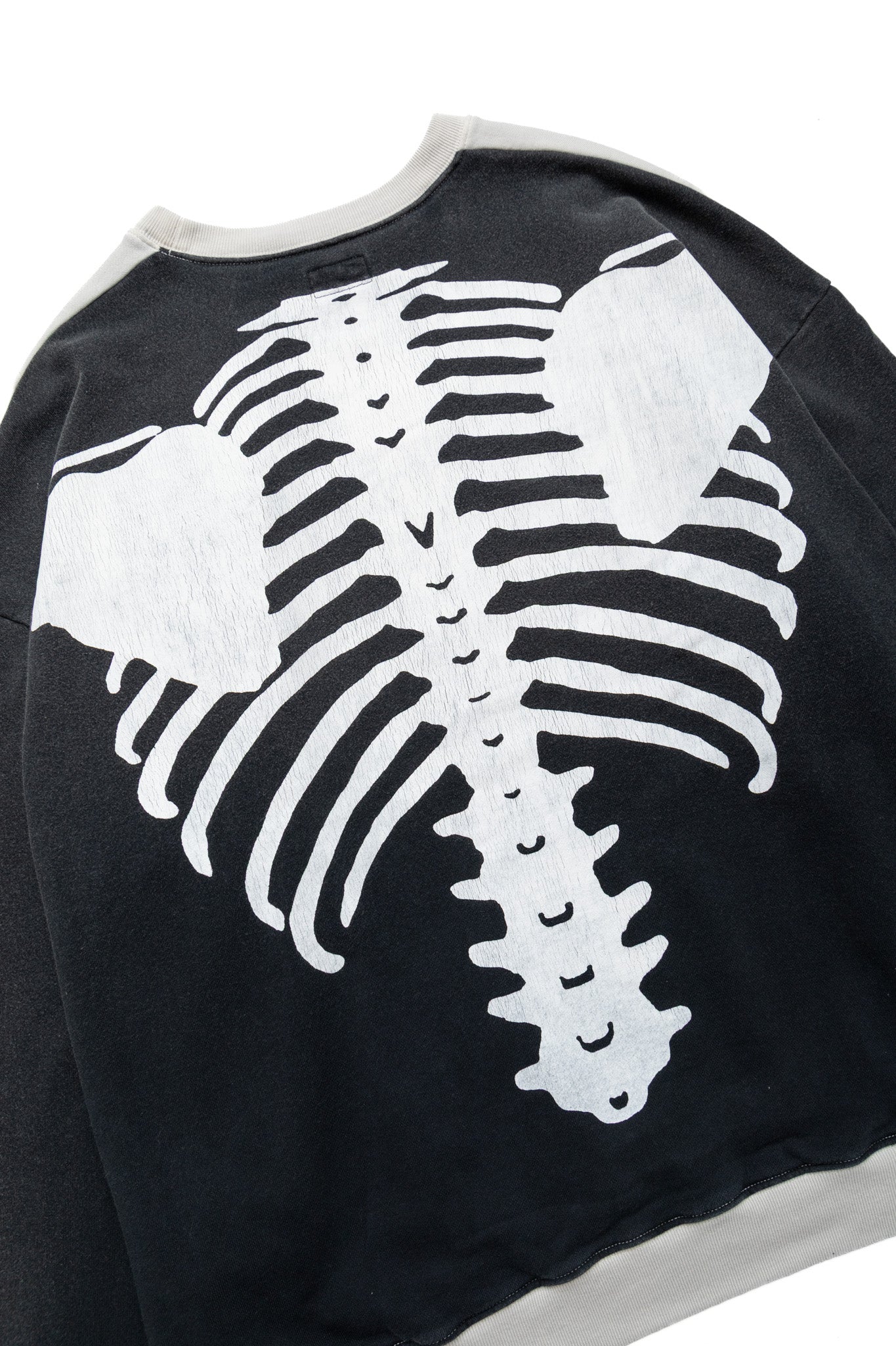 Fleece Knit 2TONES Remake BIG SWT (BONE) - Ecru x Black