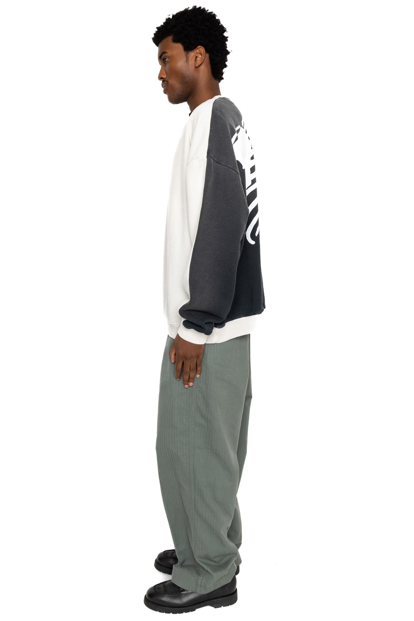 Fleece Knit 2TONES Remake BIG SWT (BONE) - Ecru x Black