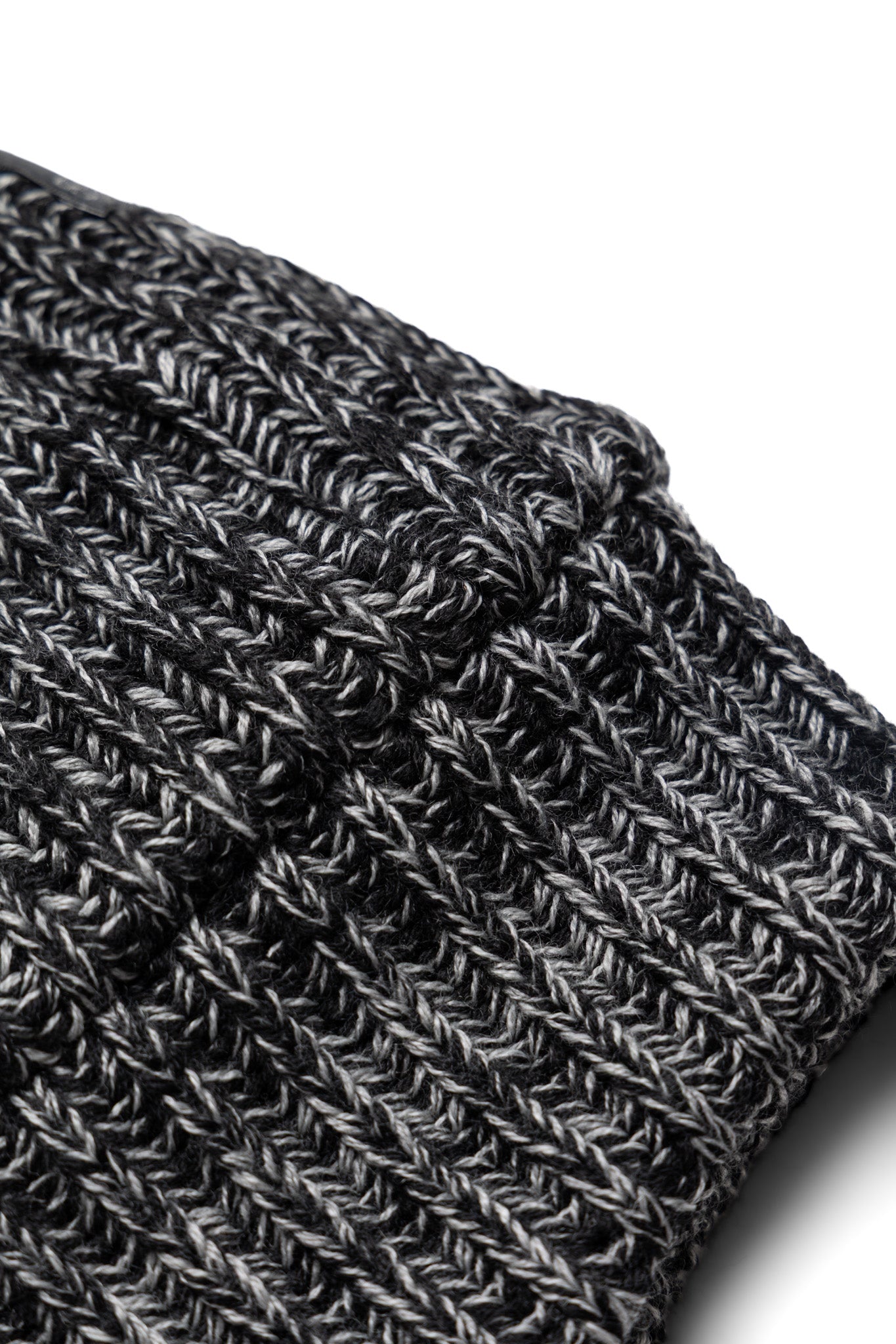 Bomber Cap W/A Knit - Black