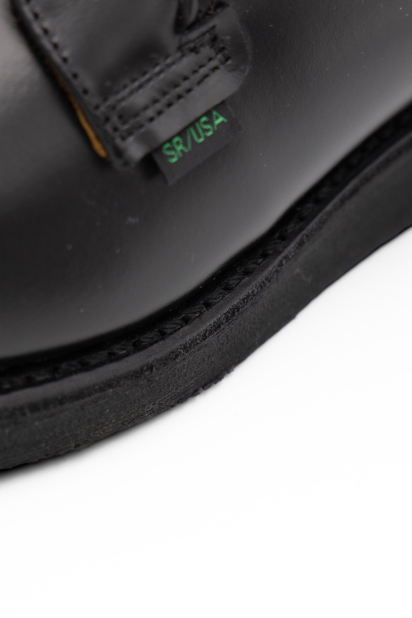 Postman Oxford - Black Chaparral