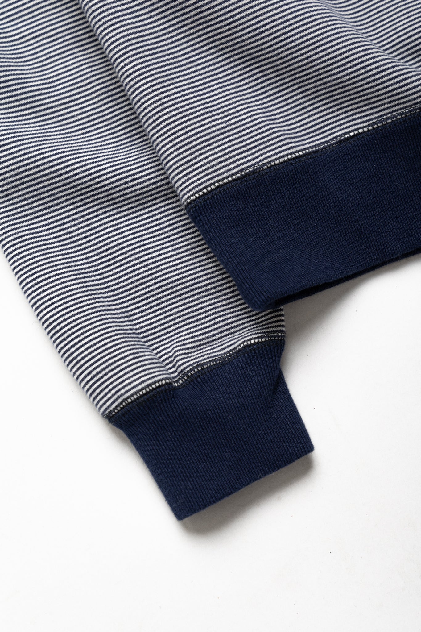 SZ Vintage Pinborder Knit Double V Sweatshirt - R. Navy