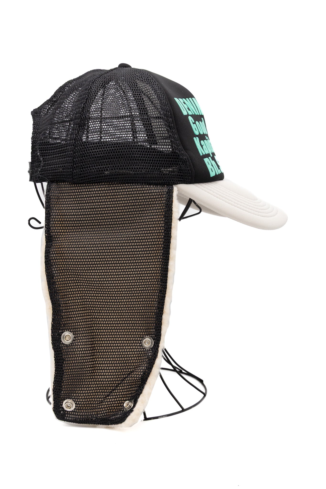 DENIM REPAIR SERVICE LUMBER Trucker Cap - Black x Grey