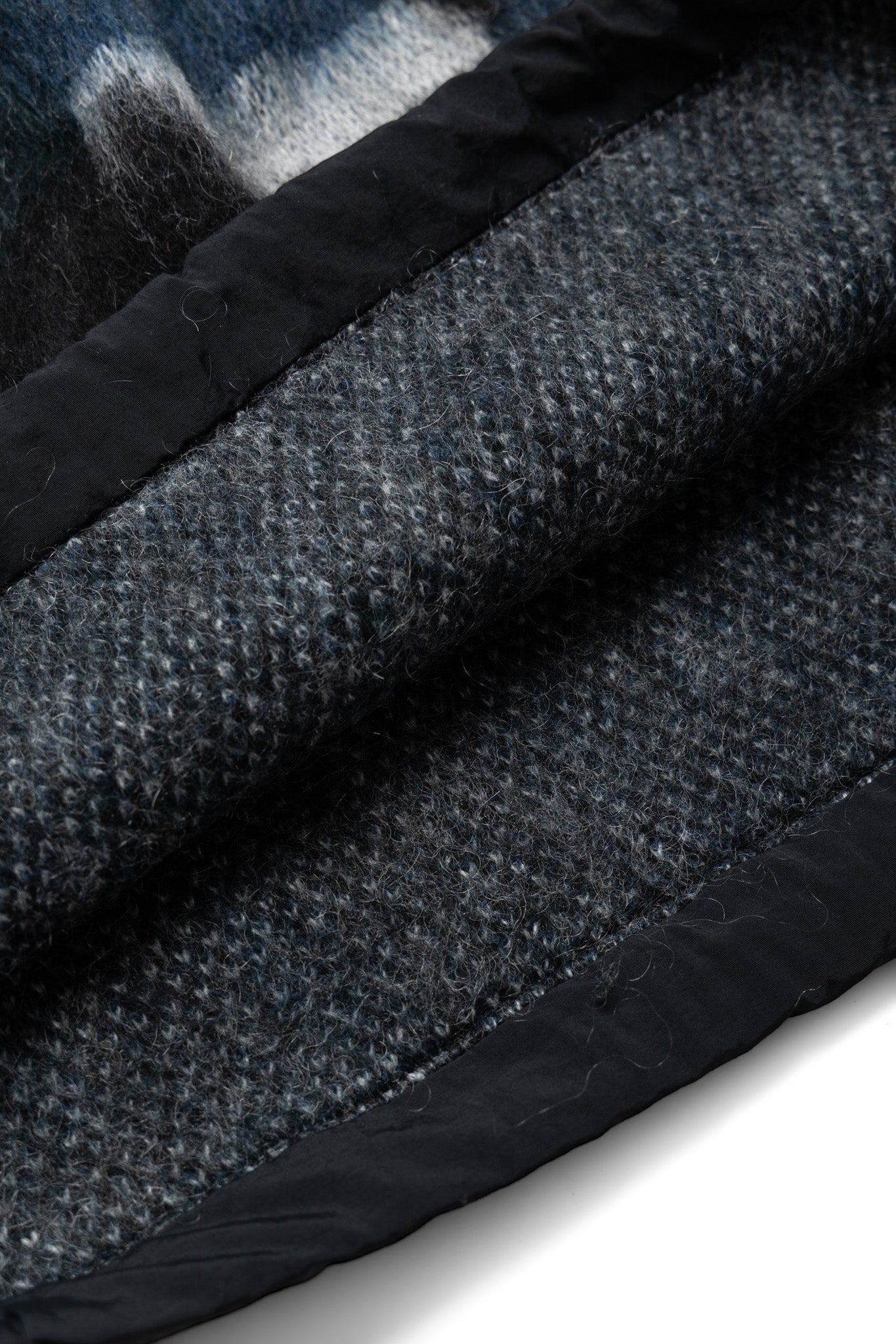 Mix Color Shaggy Knit Sweater - Black