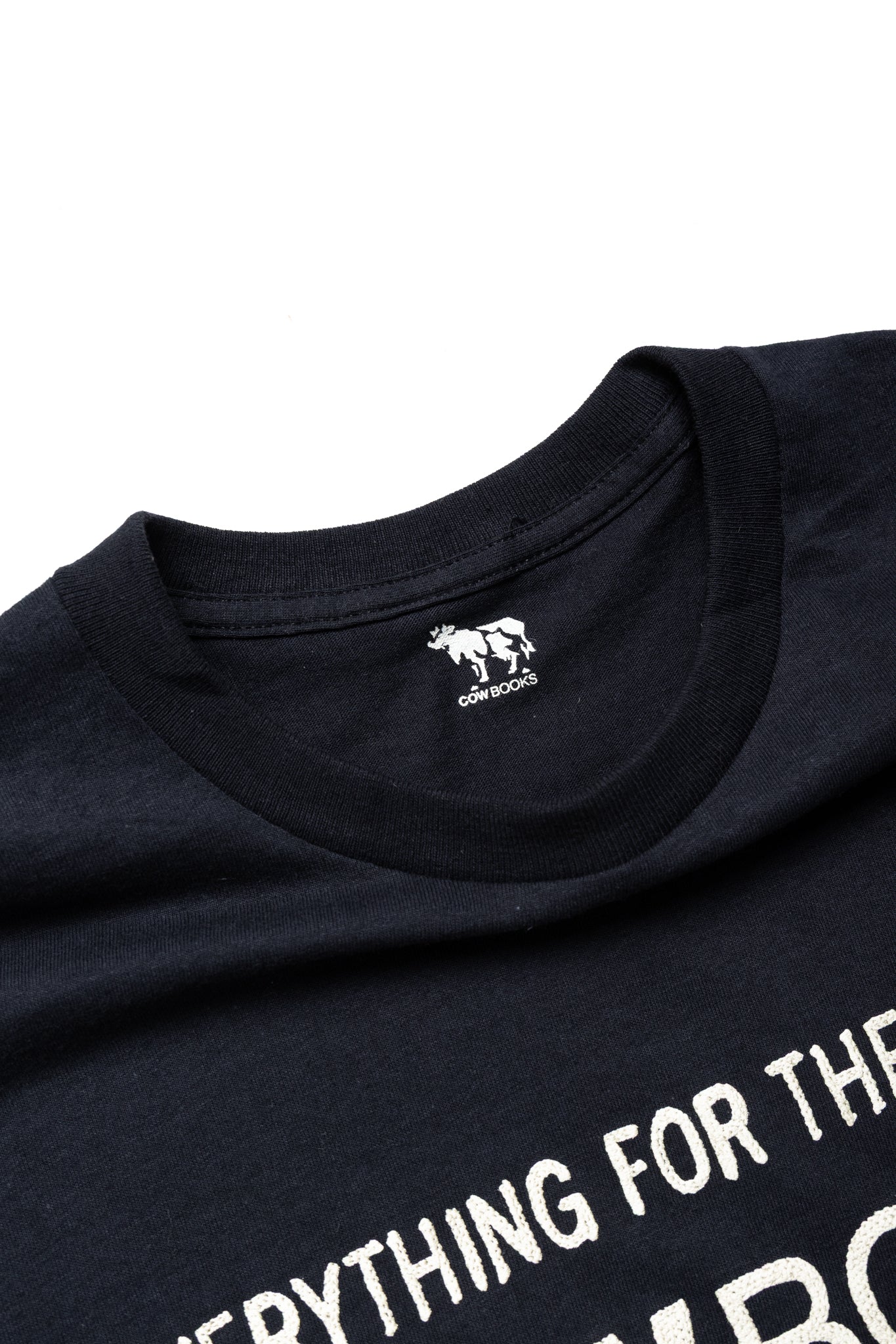 Book Vendor T-Shirt - Black x Ivory
