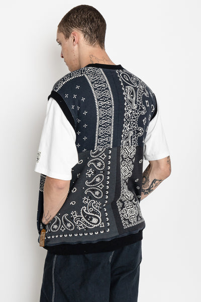 Kapital Spring/Summer loose fit classic knit bandana black vest in the BIG design. Loose fit, with a ribbed bottom hem and sleeve holes. Color: Black 100% Cotton Made In Japan. Model is 6'3" wearing size 4. 
