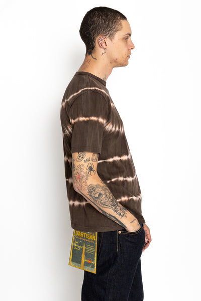 Studio D'Artisan hand dyed t-shirt.The ancient dyeing method, Amami Mud Dyeing, has a gentle, deep, powerful, and astringent color that cannot be synthesized with chemical dyes. 100% cotton. Made In Japan 