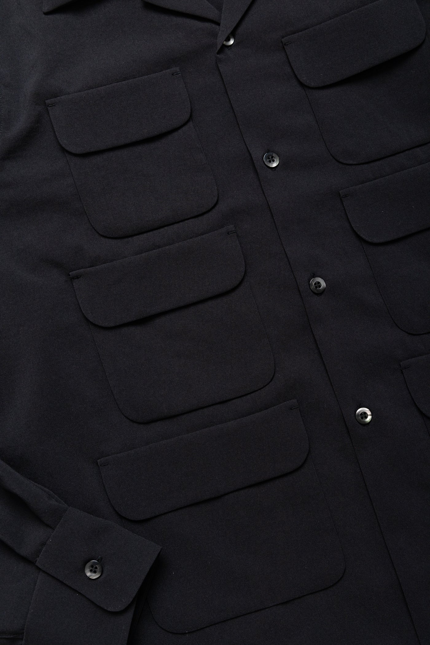 6 Pocket Classic Shirt Poly Wave Twill - Black