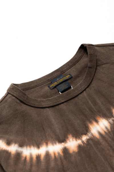 Studio D'Artisan hand dyed t-shirt.The ancient dyeing method, Amami Mud Dyeing, has a gentle, deep, powerful, and astringent color that cannot be synthesized with chemical dyes. 100% cotton. Made In Japan 