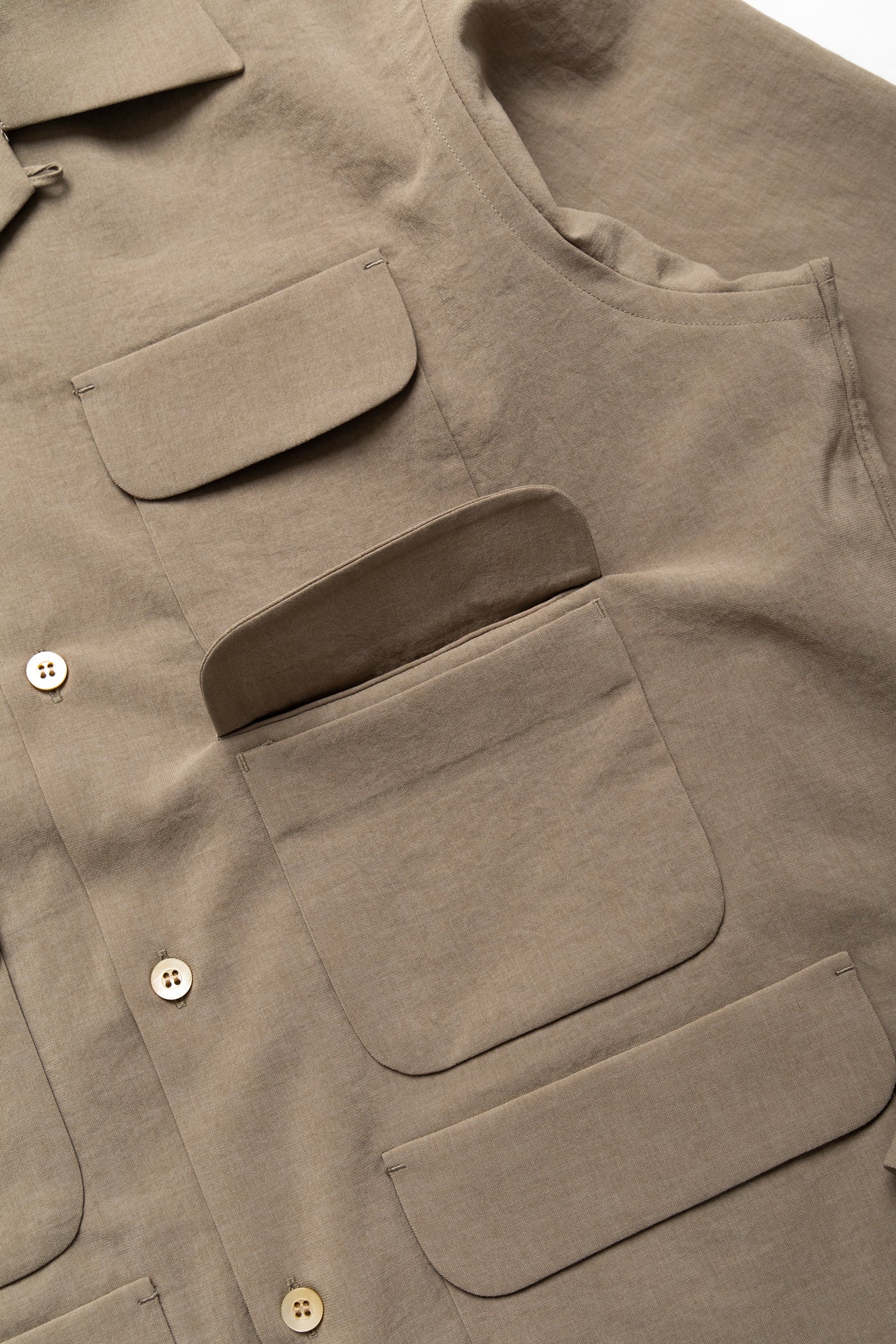 6 Pocket Classic Shirt Poly Wave Twill - Beige