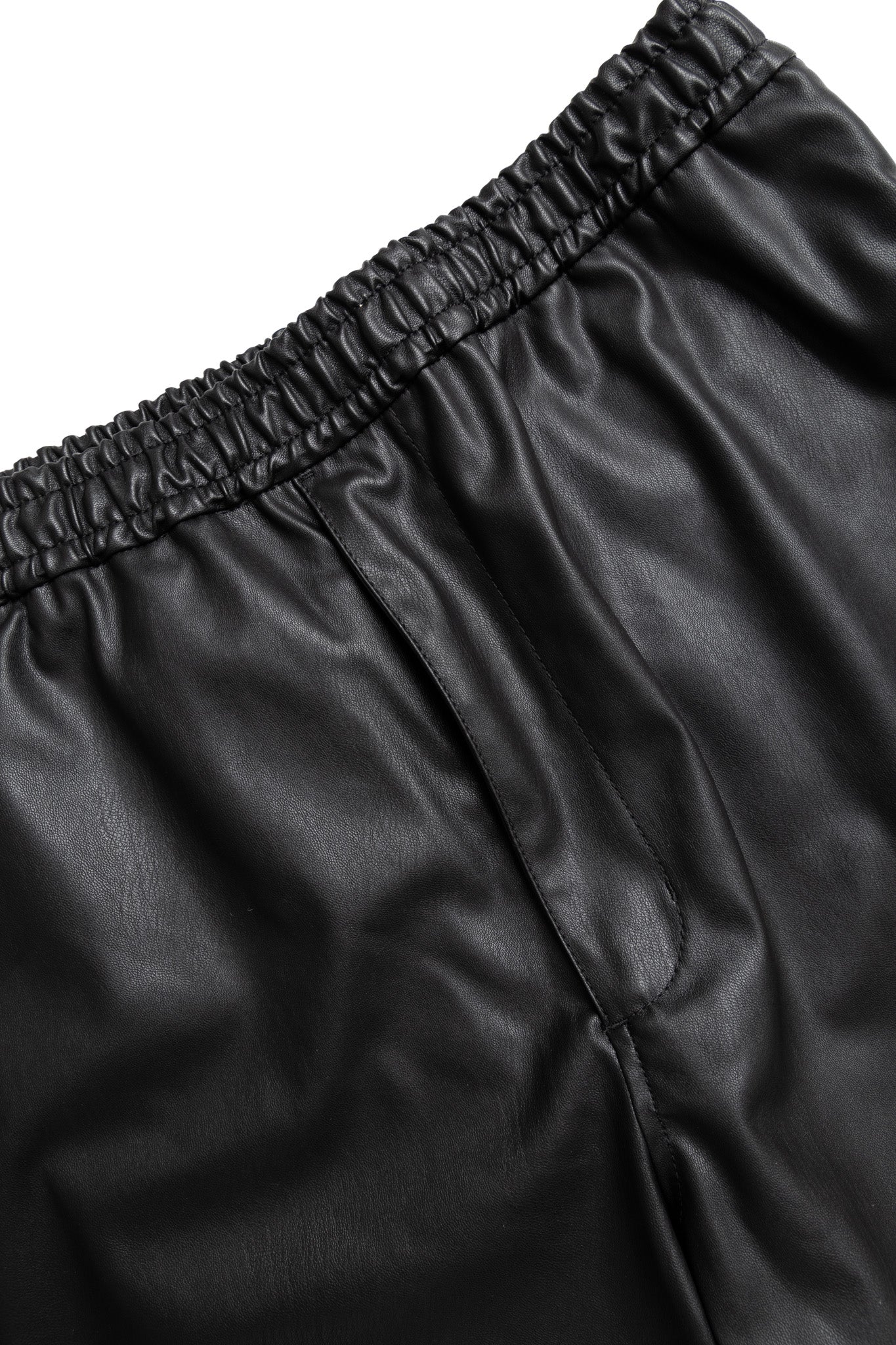 Tech Synthetic Skin Windbreaker Pants - Black