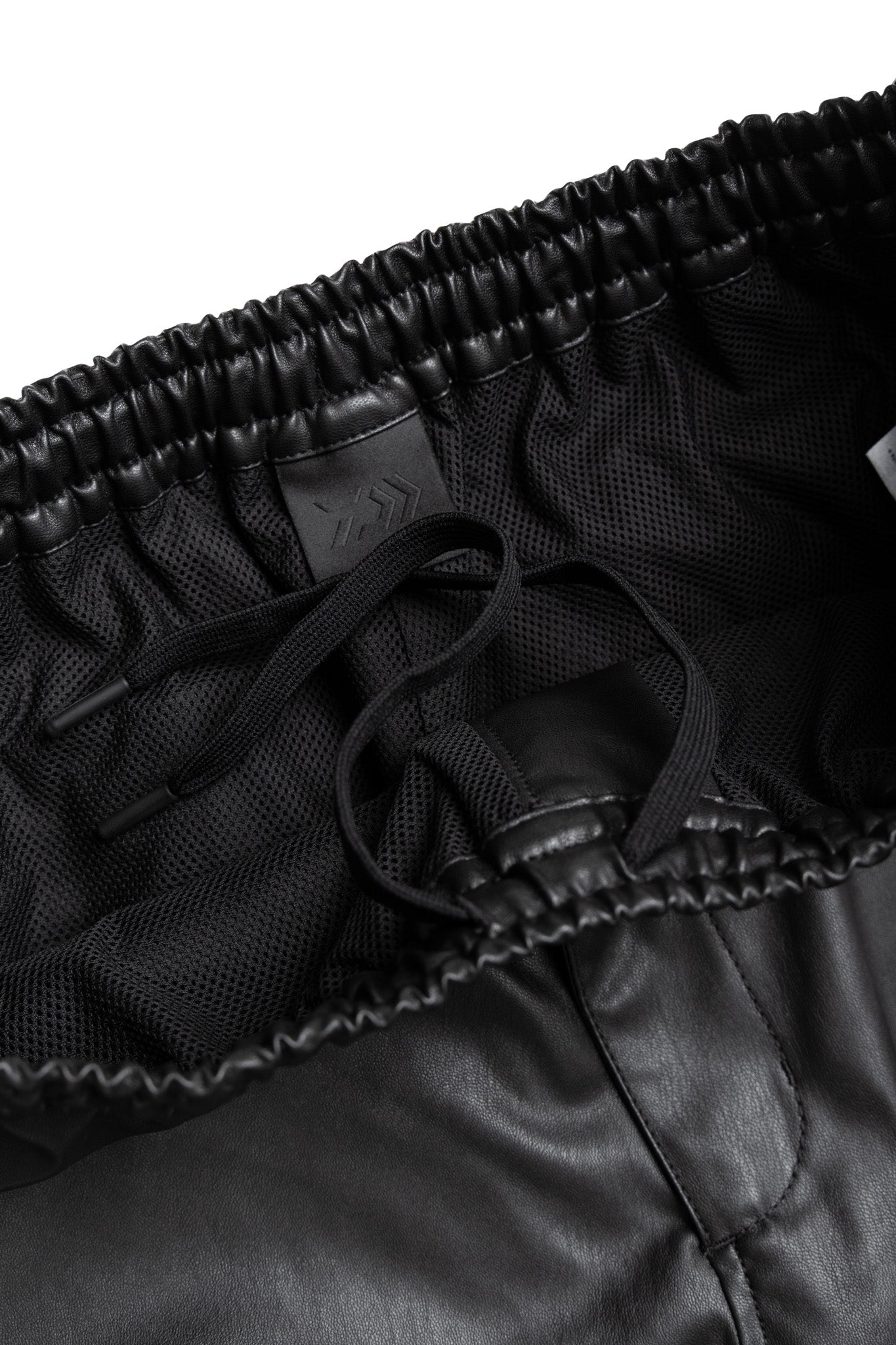 Tech Synthetic Skin Windbreaker Pants - Black
