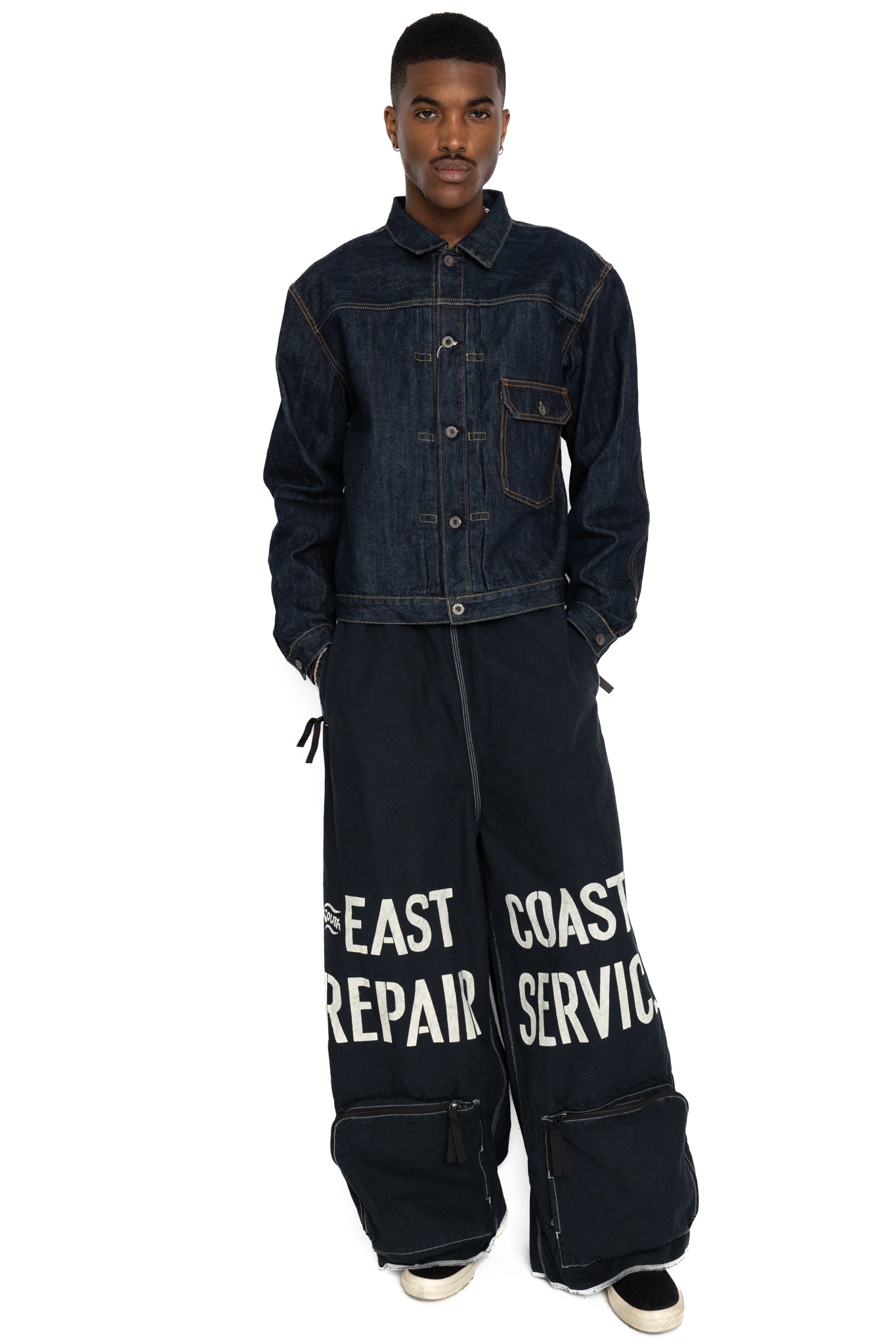 Canvas EAST REPAIR-MAN Track Pants - Black