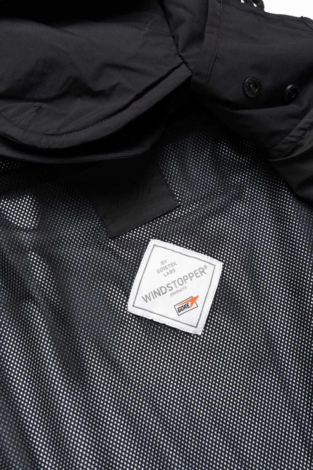 DAIWA GORE-TEX Windstopper Flight Parka - Black – BLUE IN GREEN SOHO
