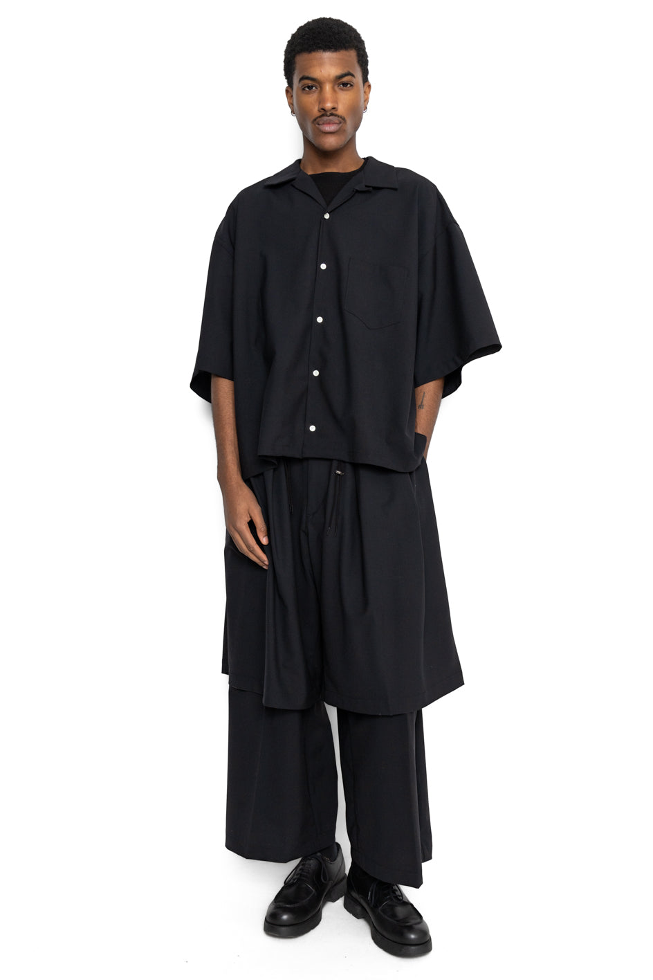 Circular Short Pants - Black