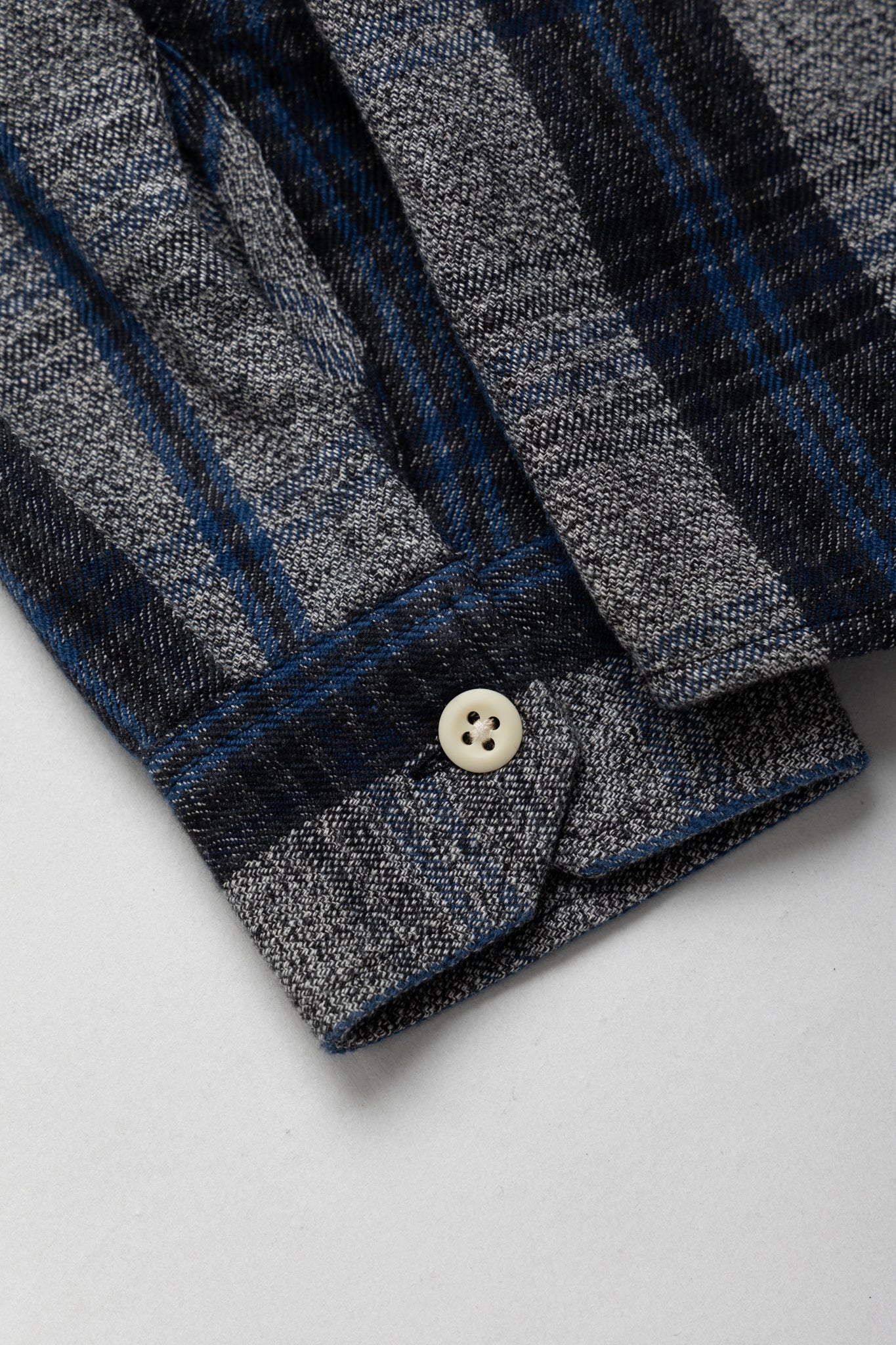 Round Tail Over Shirt - Grey