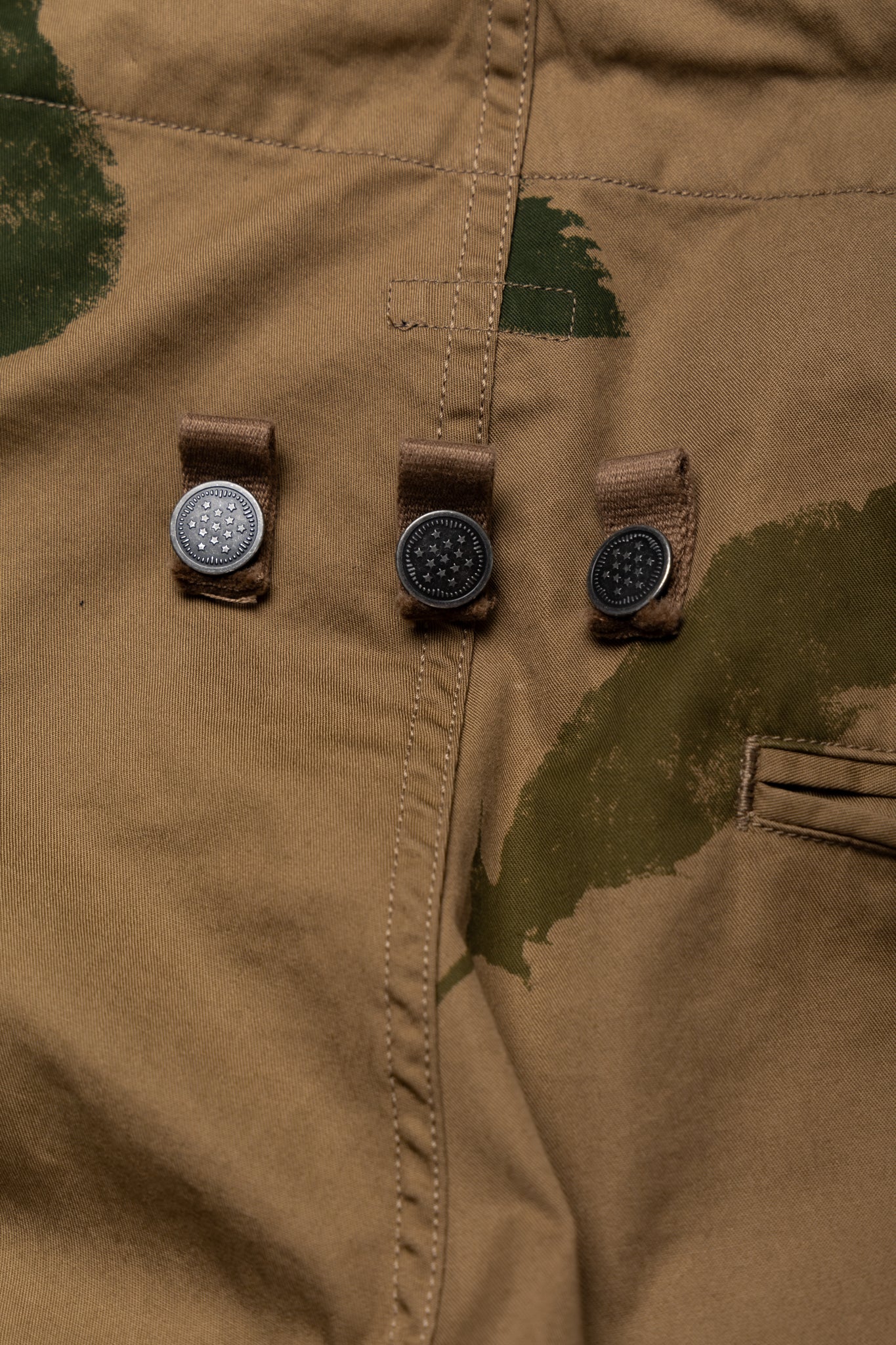 Combed Burberry FEATHER CAMO JUMBO Cargo Pants - Brown