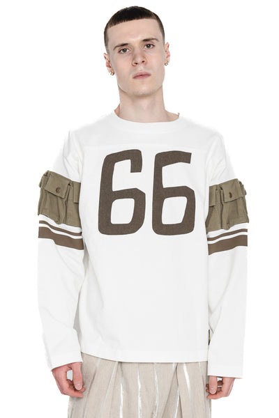 Kapital football long T-shirt made of thick and firm jersey. Utility pockets on the sleeve. Color: White  Made in Japan 100% cotton