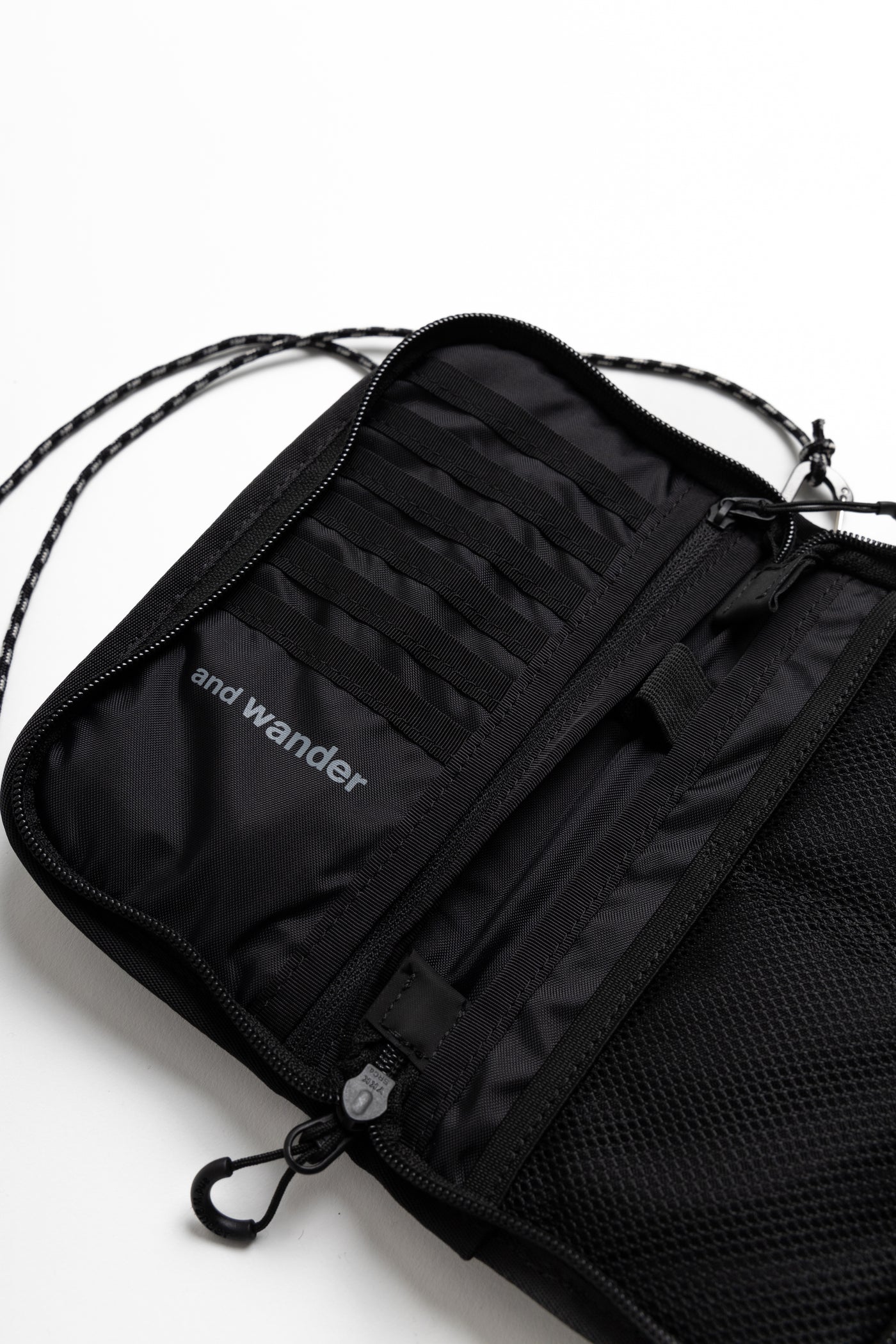 Reflective Rip Pouch - Black