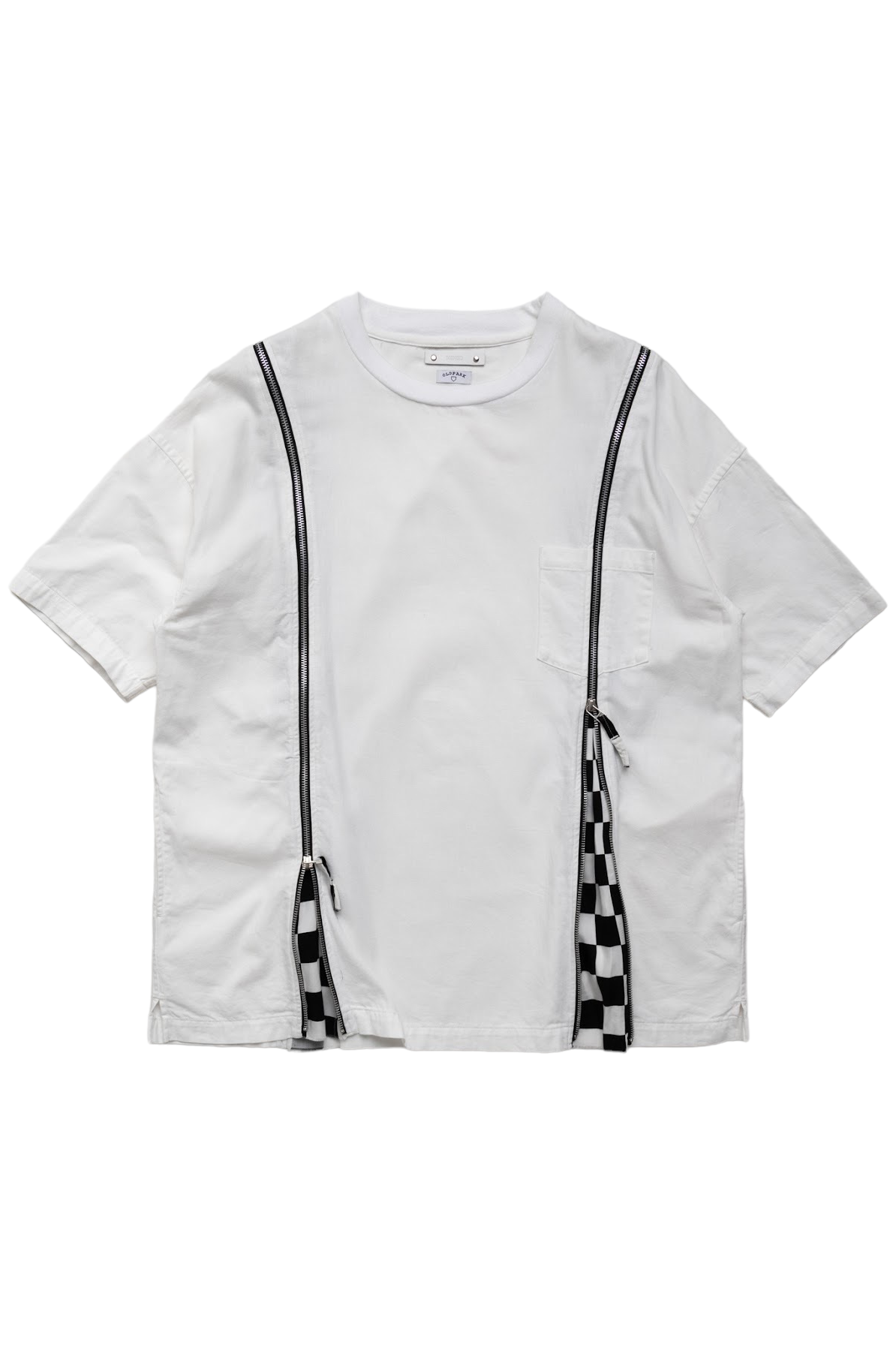  OLD PARK's x MINEDENIM's original denim T-shirt made from 6oz natural slub light ounce denim. Various silhouettes can be adjusted by opening and closing the zipper that runs from the shoulder to the hem. Loose silhouette denim T-shirt 