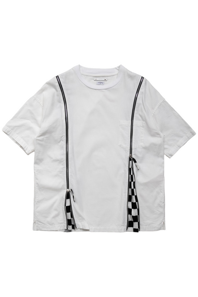  OLD PARK's x MINEDENIM's original denim T-shirt made from 6oz natural slub light ounce denim. Various silhouettes can be adjusted by opening and closing the zipper that runs from the shoulder to the hem. Loose silhouette denim T-shirt 