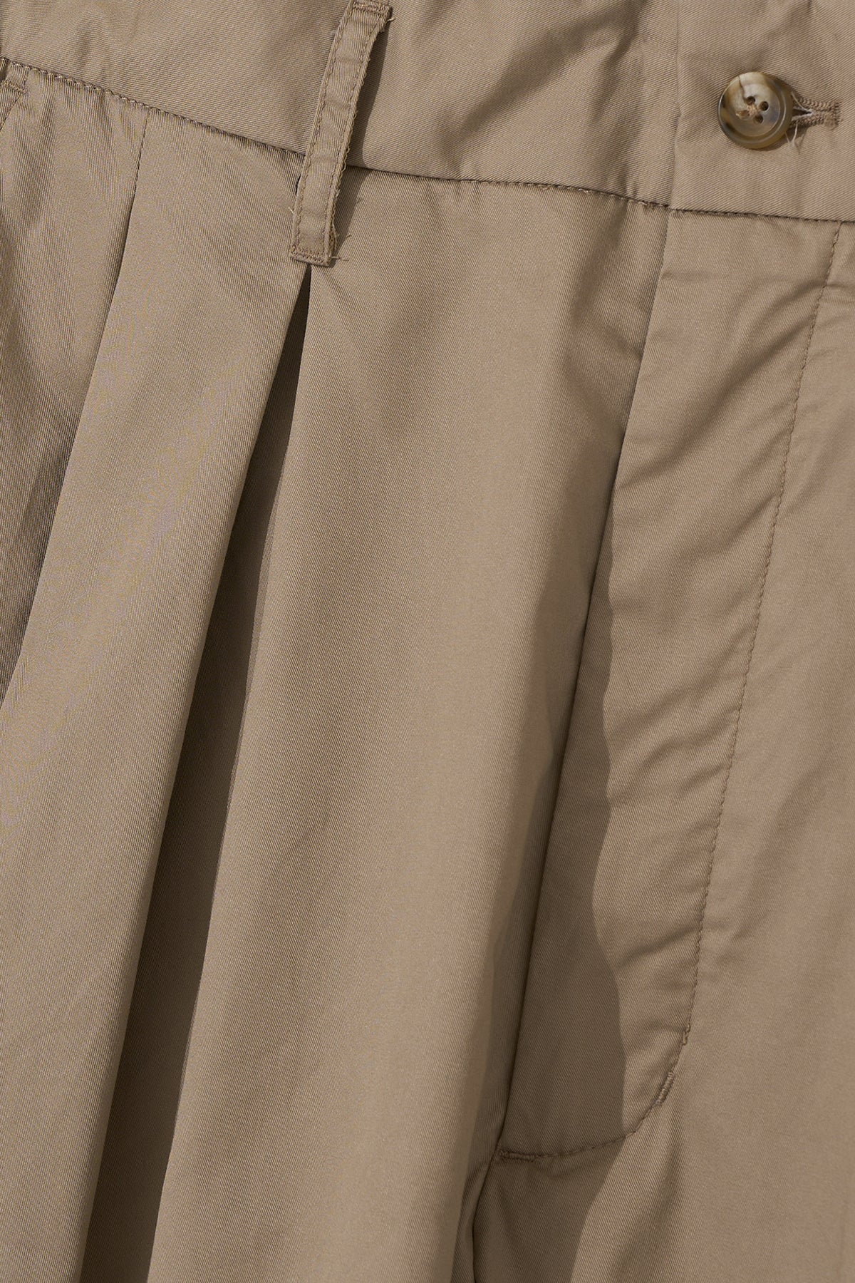 Bontan Shorts for Nepenthes NY and Blue in Green - Khaki